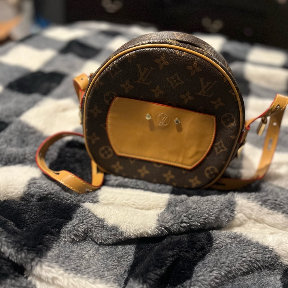 Handbag